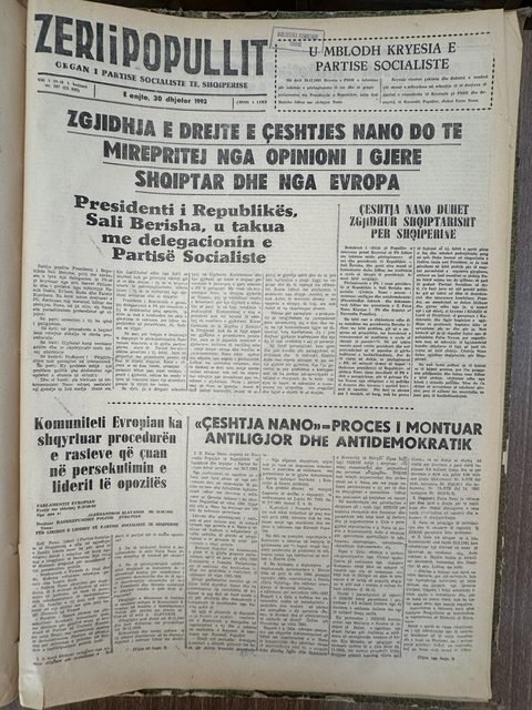 Zëri i Popullit 1993-12-30